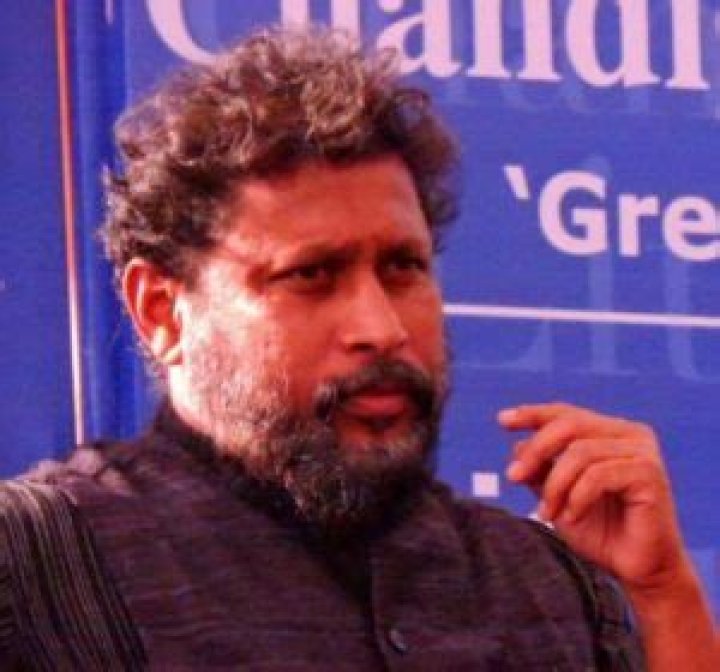 Shoojit Sircar Height, Weight, Net Worth, Age, Birthday, Wikipedia, Who, Nationality, Biography
