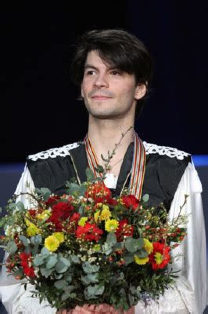 
Stéphane Lambiel Height, Weight, Net Worth, Age, Birthday, Wikipedia, Who, Nationality, Biography 