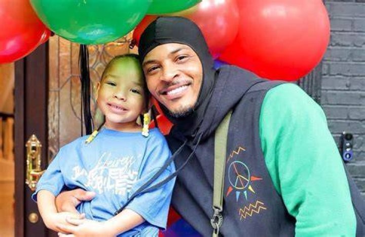 
T.I. & Tiny Harris 6-Y-O Daughter Heiress Wowed Crowd With Her Vocals 