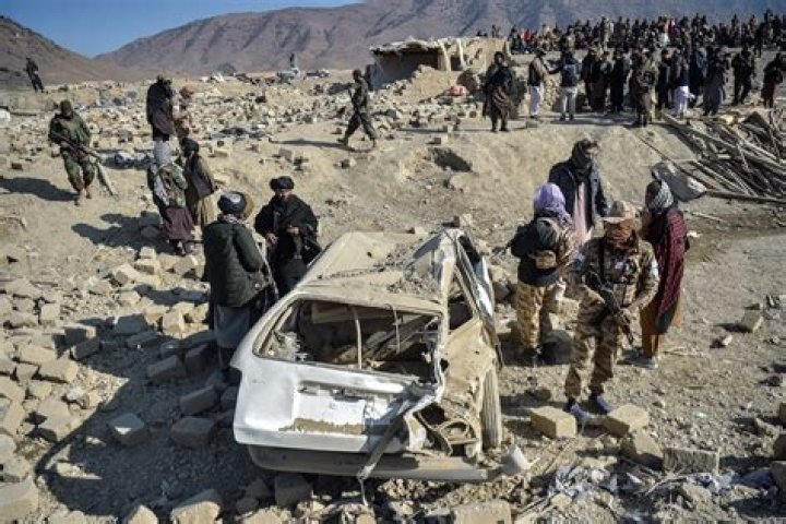 
Taliban, Pak military trade barbs over clash along Durand Line 