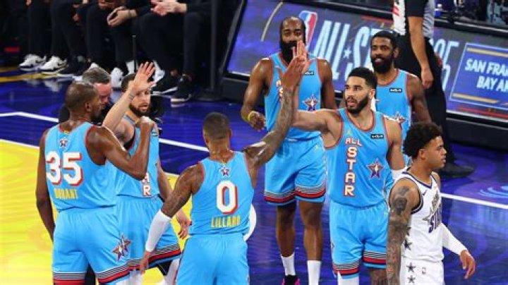 
Team LeBron, Giannis jerseys get mixed reactions at NBA All-Star 2023 