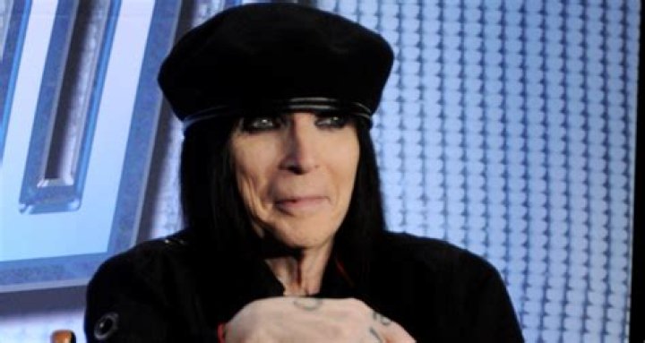 
The Truth About Mick Mars and His Struggles With Ankylosing Spondylitis 