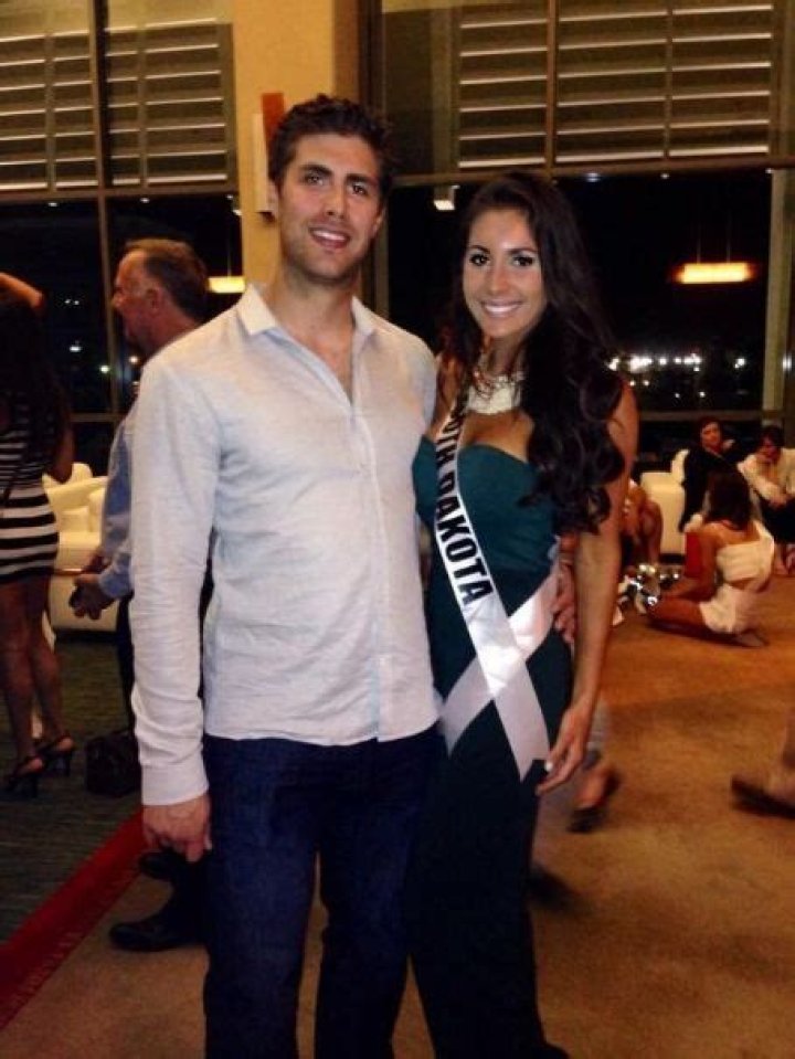 Thomas Greiss And Wife Brittney Palmer Have A Daughter Together