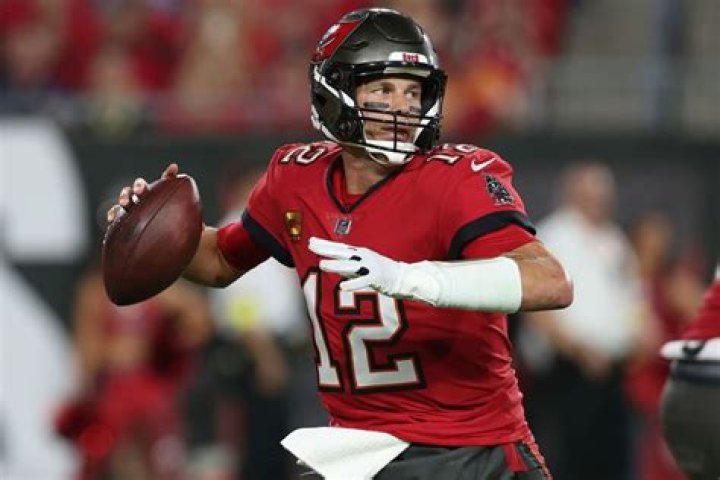 
Tom Brady Had 100 Friends, Family Cheering as He Took the Field in Hometown Game Against the 49ers 