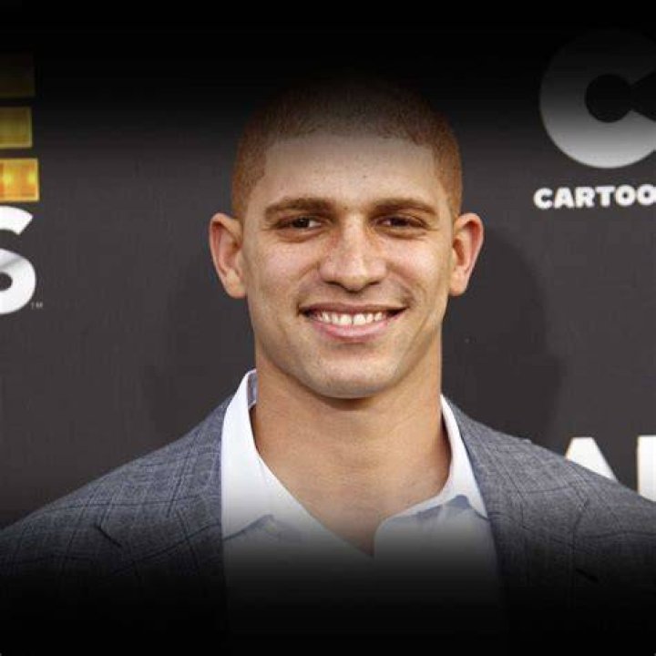 Tom Kmiec Height, Weight, Net Worth, Age, Birthday, Wikipedia, Who, Instagram, Biography