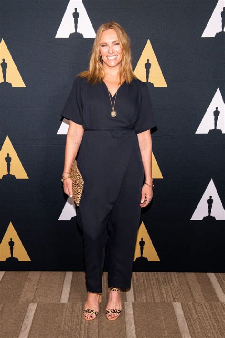 Toni Collette Height, Weight, Net Worth, Age, Birthday, Wikipedia, Who, Nationality, Biography