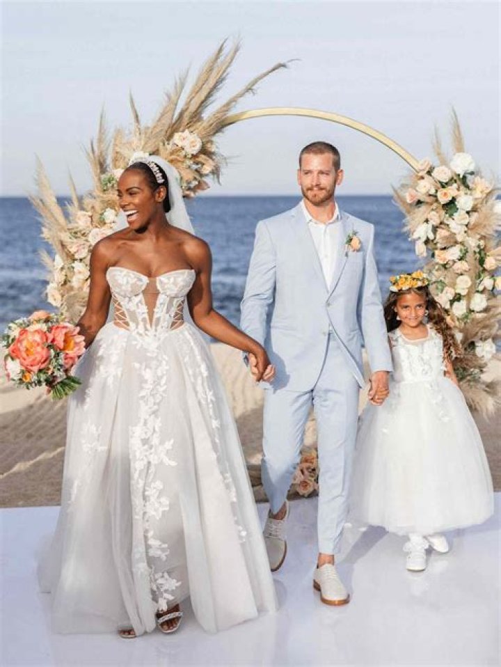 
Tracing Tika Sumpter’s Love Life Since Divorcing Her Husband Hosea Chanchez 