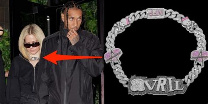 
Tyga Gifts Girlfriend Avril Lavigne Custom-Made $80K Diamond Necklace 