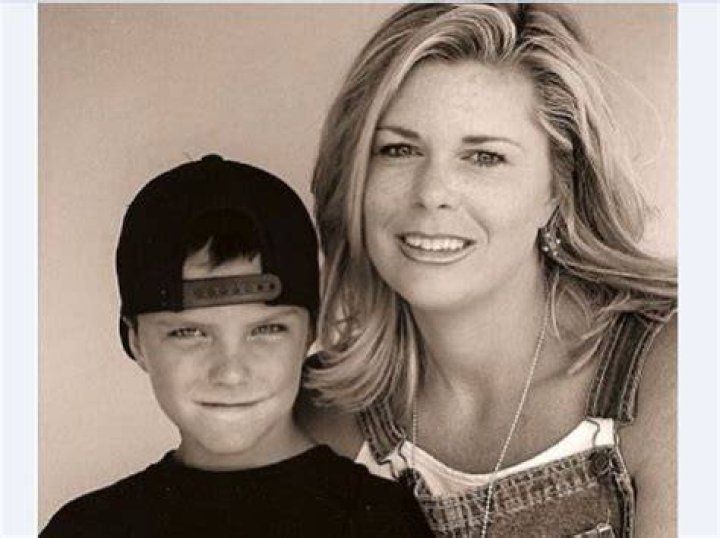 Tyler Stanaland | Parents Father John Stanaland And Mother Lisa Cameron