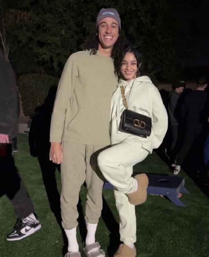 
Vanessa and Cole Tucker Engagement Photos: The Couple Love Story Continues! 