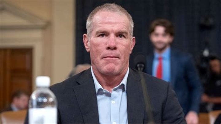 Was Brett Favre In An Accident? Fans Are Worried About His Health