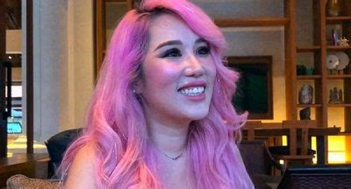Wendy Cheng – Xiaxue Height, Weight, Net Worth, Age, Birthday, Wikipedia, Who, Nationality, Biography
