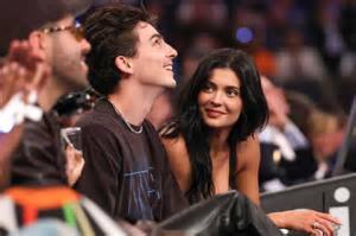 
What did Billy Bush say about Kendall Jenner? Hot mic controversy explained 