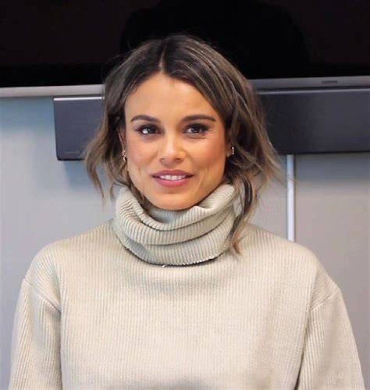 
What Is Nathalie Kelley’s Ethnicity? Meet Her Parents & Explore Her Family Background 