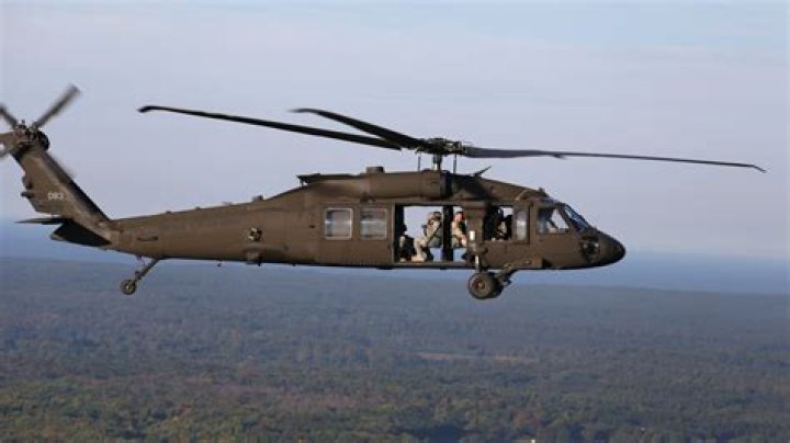
When is Title 42 ending? Migrants line up at Yuma, Arizona border, Black Hawk helicopter circles the skies| See videos 
