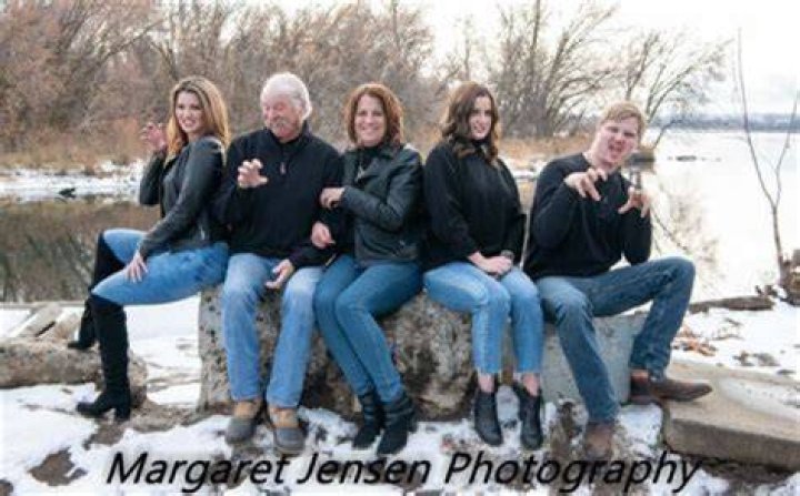 Who Are Ivar Jensen And Margaret Jensen? Ashley Jensen Parents, Siblings And Family