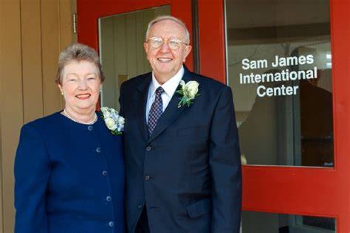 Who Are James Austin Kerr Parents Steve Kerr And Beth Kerr? Explore More About Our Dream Wedding Cast Family