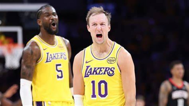 
Who are Luke Kennards Parents? Luke Kennard Biography, Parents Name, Nationality and More 