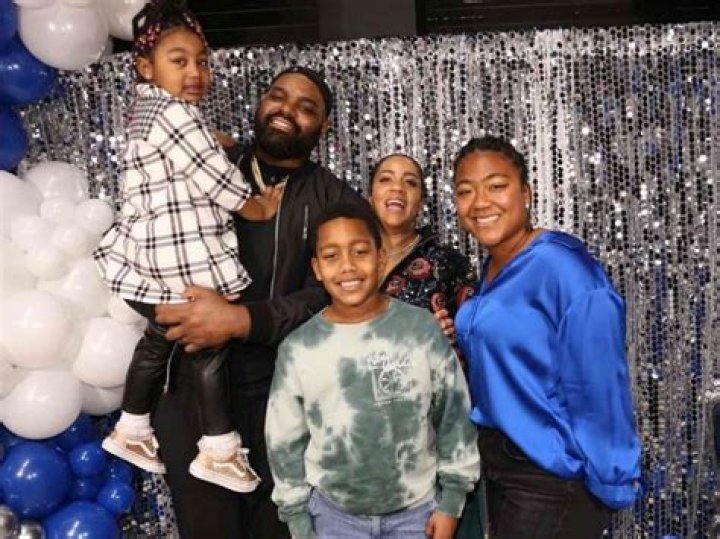 
Who are Michael Oher Parents? Michael Oher Biography, Parents Name and More 