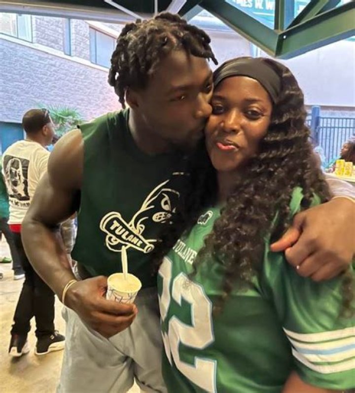 
Who are Tyjae Spearss Parents? Tyjae Spears Biography, Parents Name, Nationality and More 