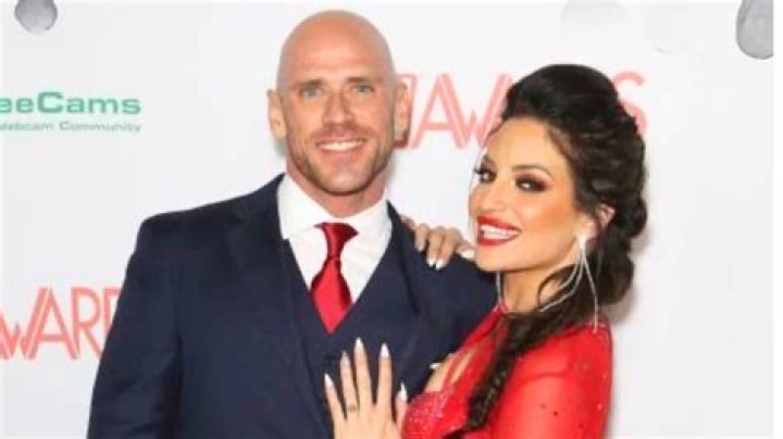 Who Is Adam Fox Wife? Everything To Know About His Relationship Status