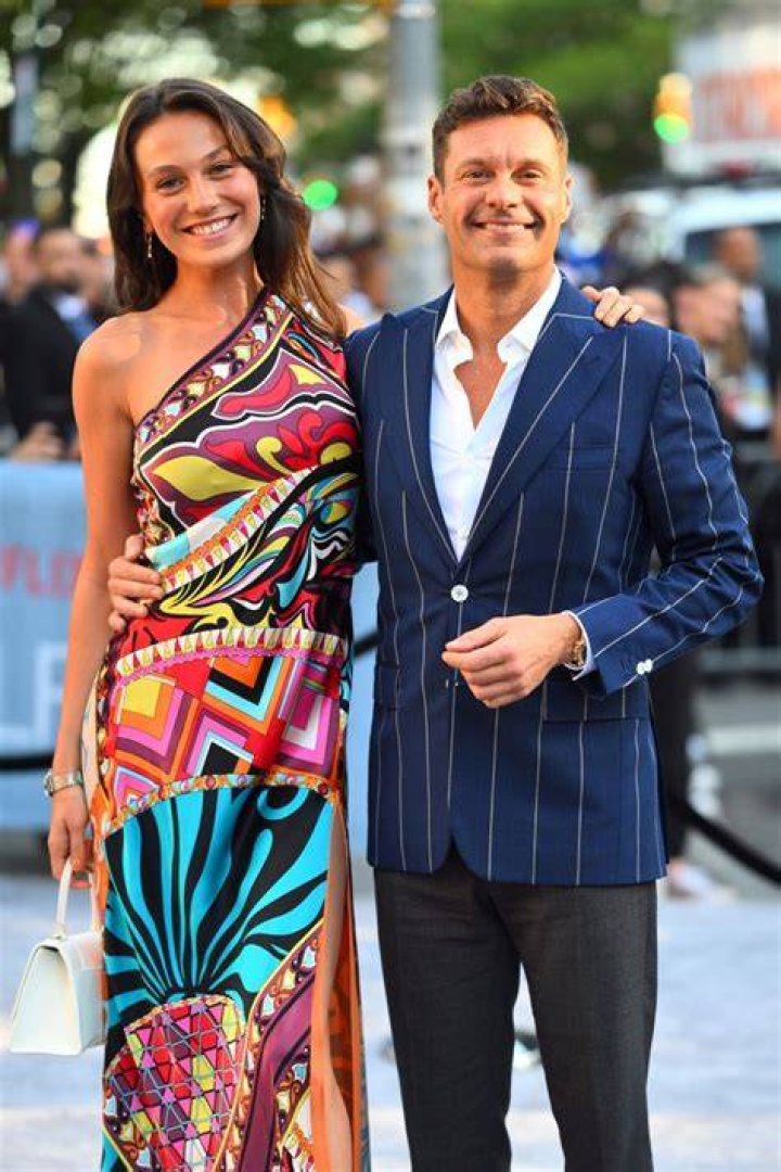 
Who Is Angel Acosta Wife Arely Muciño? Meet The Couple On Instagram 