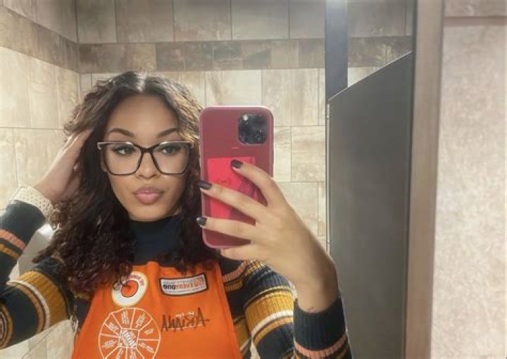 Who is Ariana Josephine? ‘Home Depot Girl’ goes viral after getting praised for not joining OnlyFans