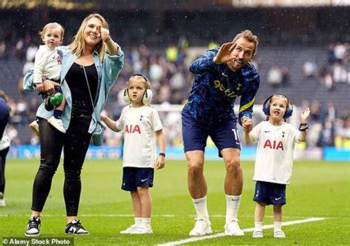 
Who Is Harry Kane Son, Louis Harry Kane? Wikipedia, Parents, Siblings, & Net Worth 