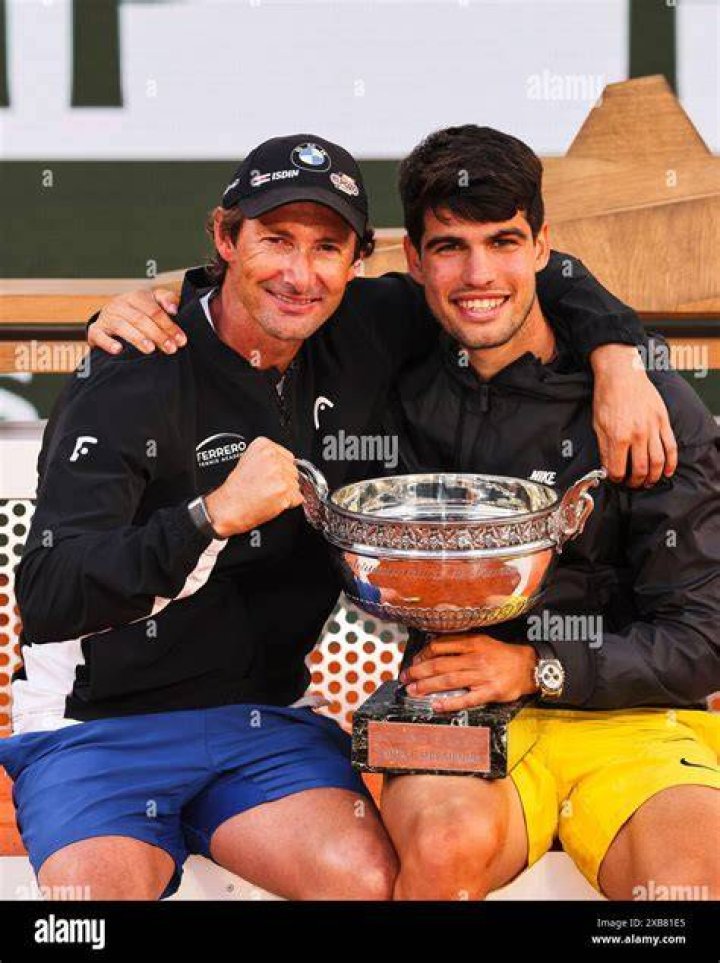 
Who is Juan Carlos Ferrero, the coach of Spanish tennis player Carlos Alcaraz? 