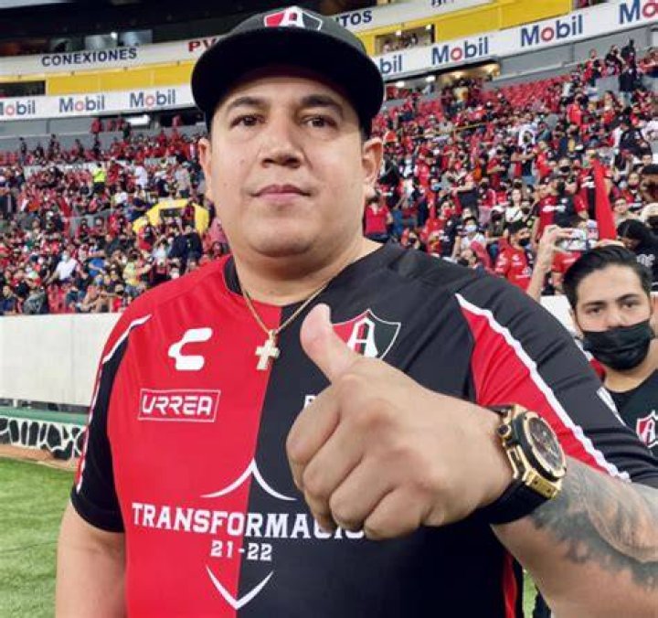 
Who Is Julio Cesar Martinez Trainer? Details About Eddy Reynoso 