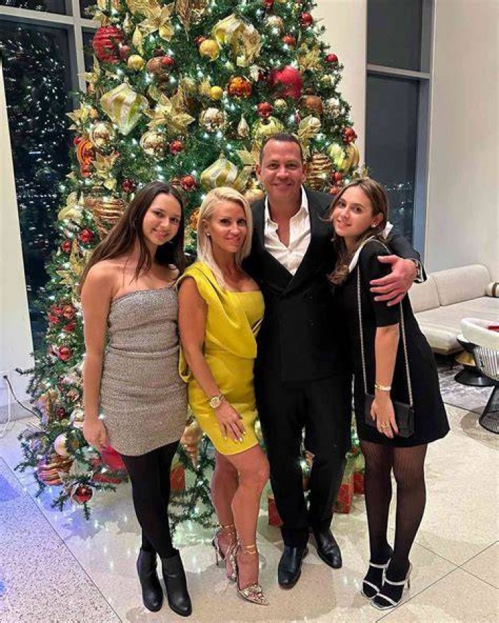 
Who Is Kathryne Padgett? Learn About Girlfriend Of Alex Rodriguez 