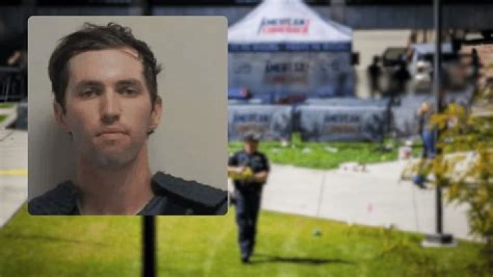 
Who Is Larvell Huddleston? Brown Deer Shooting Suspect & Facebook Live Video On Reddit 