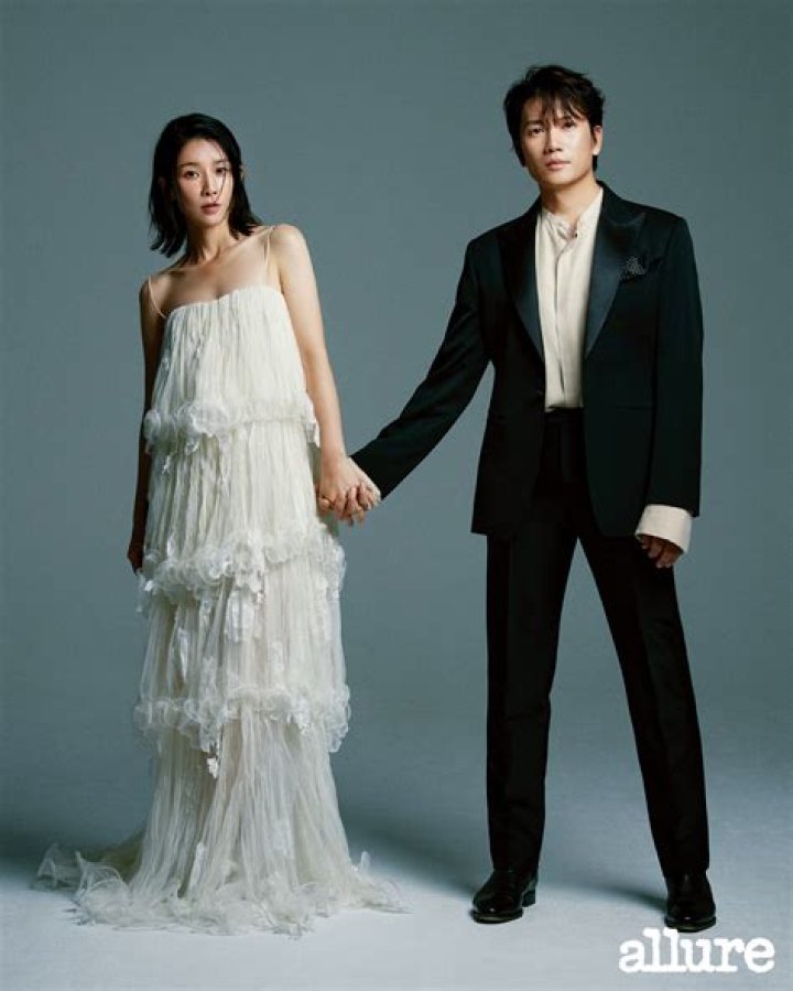Who is Lee Bo-Young’s Husband? Age, Bio, Wiki, Net Worth, Career, Movies & Kids