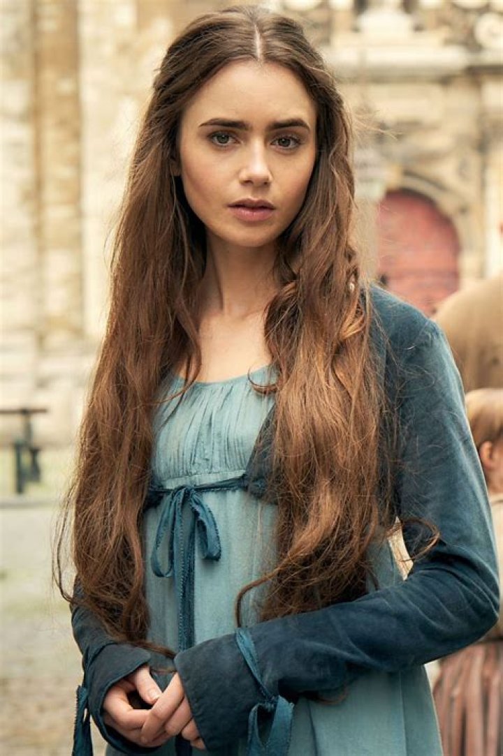 
Who is Lily Collins boyfriend today? Is she single or engaged? Wiki Bio 