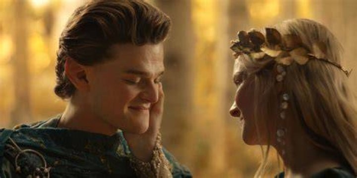 Who Is Robert Aramayo Girlfriend In 2022? Lord Of The Rings The Series Actor Plays “Elrond”