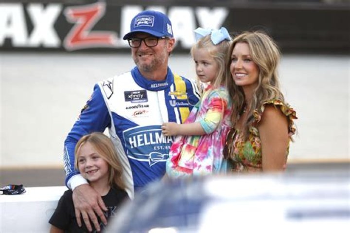 
Who is Teresa Earnhardt Husband? Bio, Net Worth 2022 & Career 