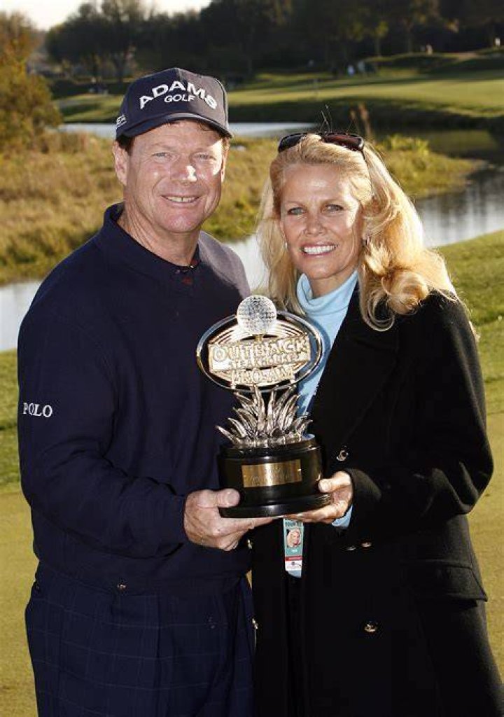 Who Is Tom Watson Wife? Is Tom Watson Still Married?