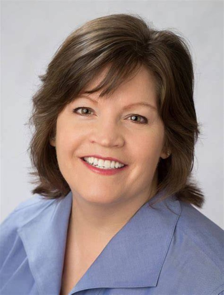 
Who Was Joan Hawley From Lazy Girl Designs? Death Cause – How Did She Die? 