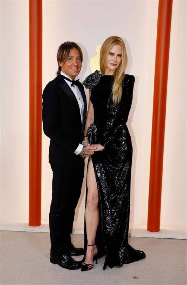 
Why is the Oscars 2023 red carpet champagne this year? 