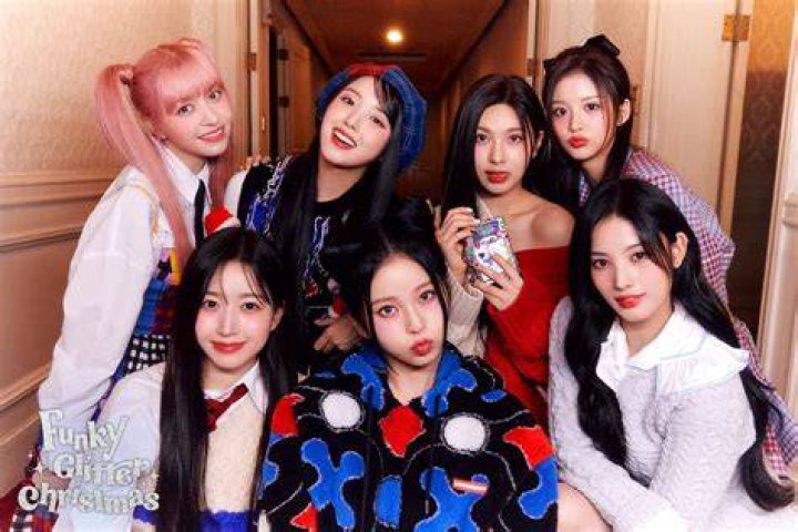 
“You’ve done so well”: Former NMIXX member Jinni’s tutor praises the idol for taking the tough idol road 