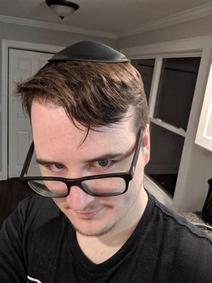 Youtuber General Sam’s Biography: Real Name, Age, Net Worth